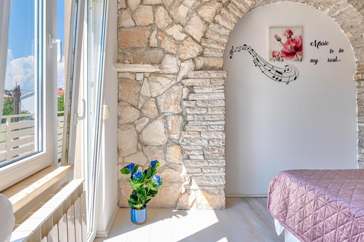 Villa Matija Liznjan Bagian luar foto